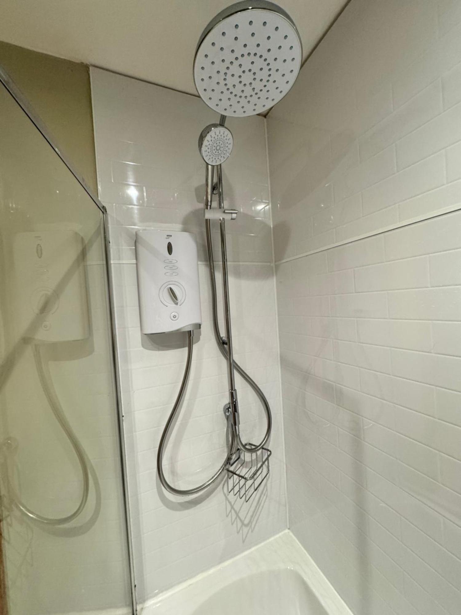 Comfortable, Modern Apartment With Parking. Inverness. Ngoại thất bức ảnh